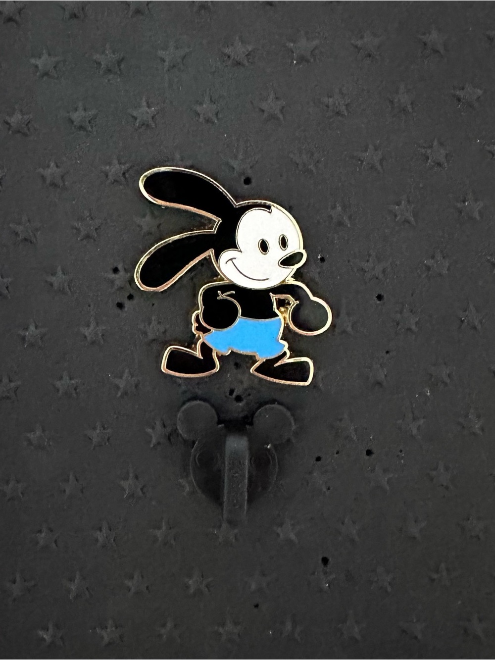 Disneyland Resort Digitize Disney Mystery Box Pin -  Oswald pin